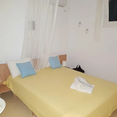 Mykonos House *